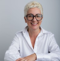 Cecília SeabraCecília Seabra is an Influencer