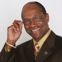 Larry W Bussey