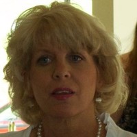 Janie Zieres