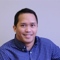 Lowell Suelto