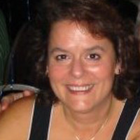 Suzanne (Suzi) Jones