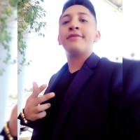 Dennis López