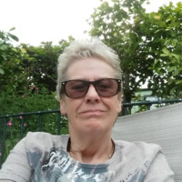Lynne Handley