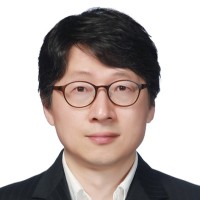 Kim Young-Yiil Kim