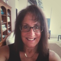 Lynn Broniak-Hull
