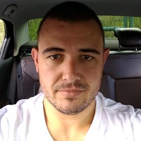 Leandro Caciano Alves Teixeira