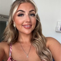 Vicky Swierczewska