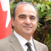 Mark Ravanpak