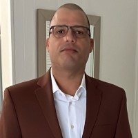Jonathan Tovar