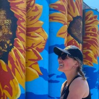 Mikayla Mueller, Mpa