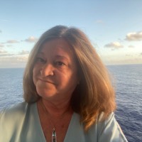 Joan Haller, Cmp