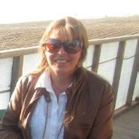 Yessi Stears