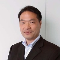 左近 恵理彌Elijah Sacon