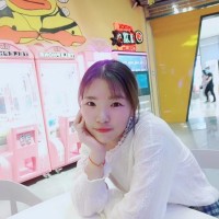 Qingqing Zhu