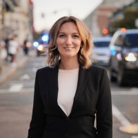 Dina Kahriman