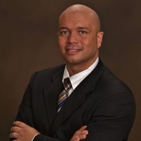 Luis E. Cruz