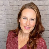 Laura Poshard