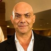 Yossi Dina