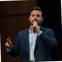 Alejandro García