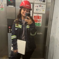 Funda Sarı Apaydın