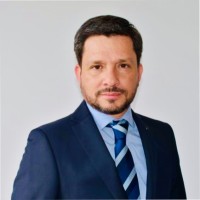 Henry Hernandez