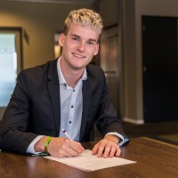 Connor De Bresser