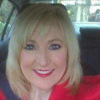 Julia McMenamin