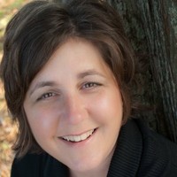 Suzanne Miller