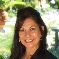 Niloo Karimi