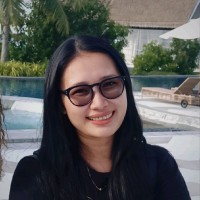 Komang Leoni Pratiwi