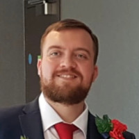 Chris R.