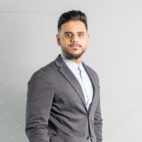 Ali Maqbool