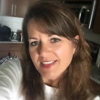 Deanna Greeves