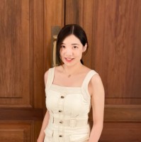 Yuni Tan