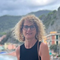 Simona R.
