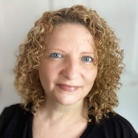 Lori F.