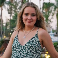 Aurora Simon