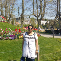 Dr. Usha Dixit