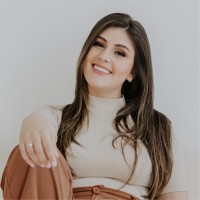 Thalita Lemes Barzebon