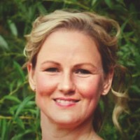 Julie Smith