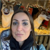 Nicoletta Vicari