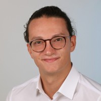 Raphael Strauß