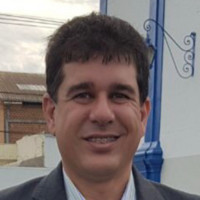 Renã Alcantara Lara