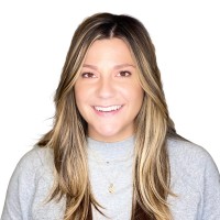 Nicole Toth