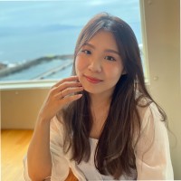 Charlotte Hsu