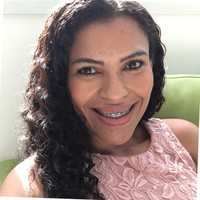 Aline Cristina Cantuário Costa