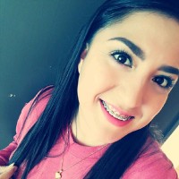 Liz Campos