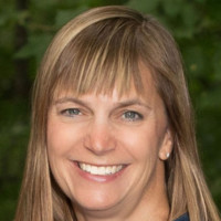 Carrie Stolar