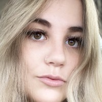 Chloe Raven