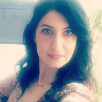 Si̇nem Demi̇rdöv
